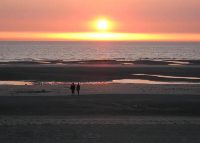 L'ilot De La Baie: Seaside With Free Parking
